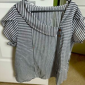 SHEIN short sleeves asymmetrical top. Size 2XL.